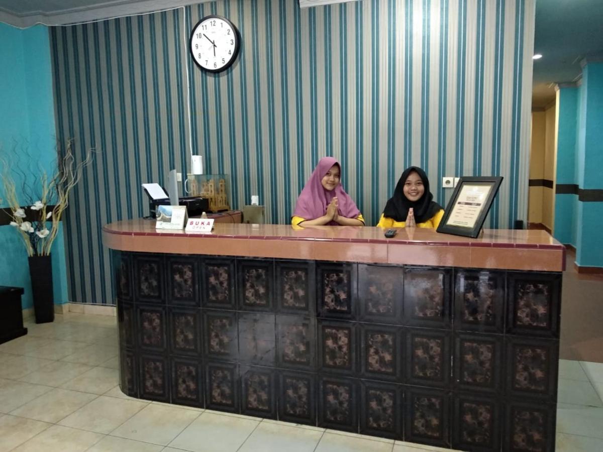 Reddoorz Near Yuki Simpang Raya Mall Medan 2 Exterior foto