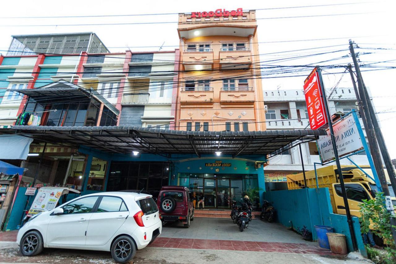 Reddoorz Near Yuki Simpang Raya Mall Medan 2 Hotel Exterior foto