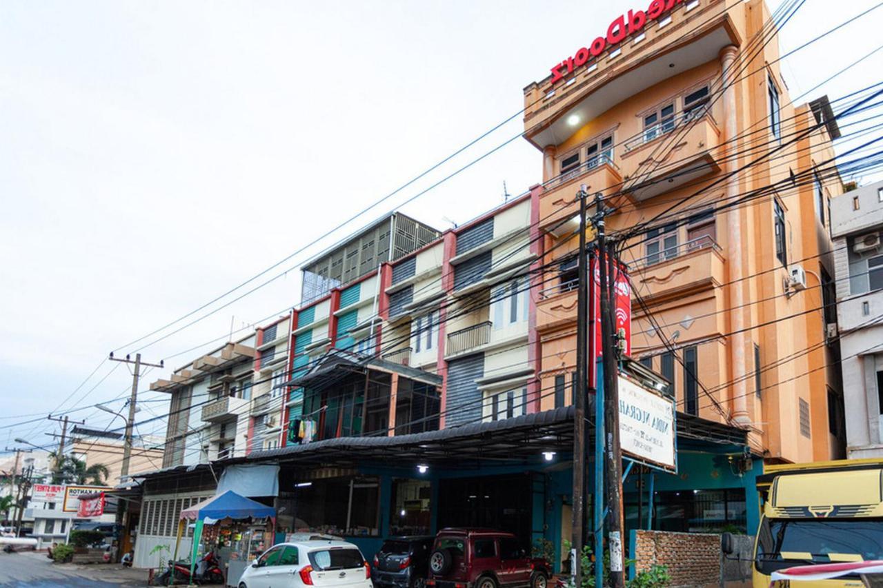 Reddoorz Near Yuki Simpang Raya Mall Medan 2 Exterior foto