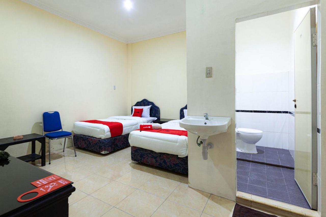 Reddoorz Near Yuki Simpang Raya Mall Medan 2 Exterior foto